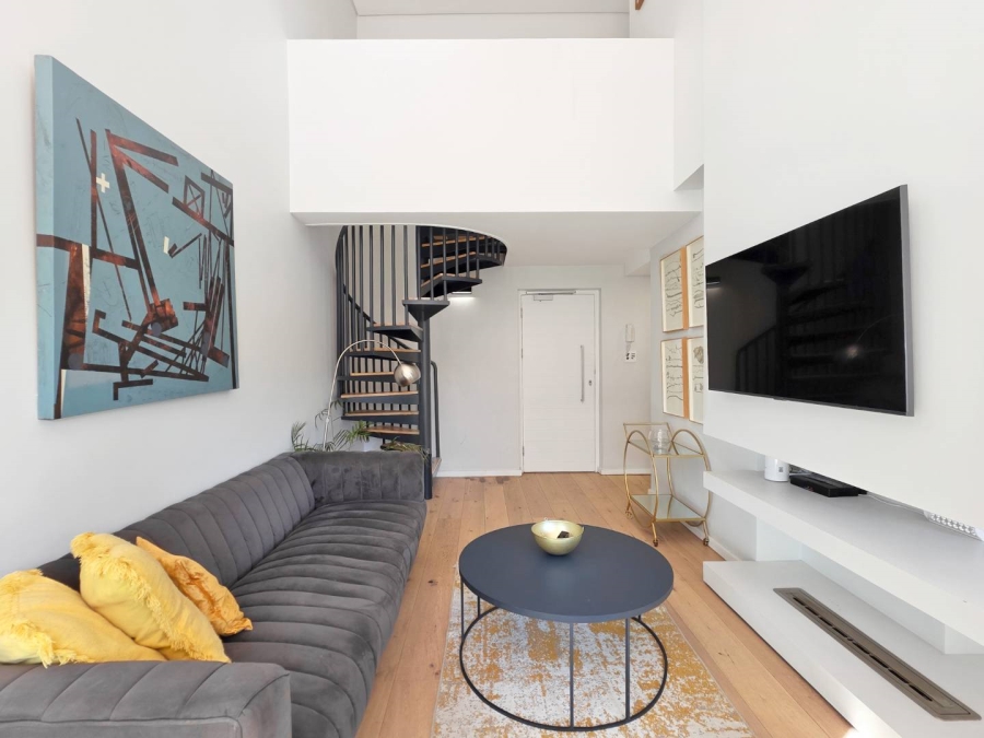 2 Bedroom Property for Sale in Sea Point Western Cape